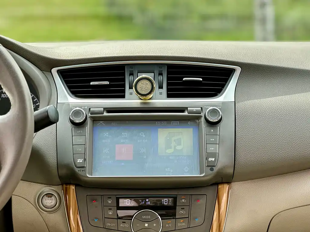 Nissan Sylphy 2015 — фото 41