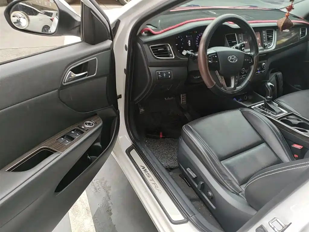 Hyundai Mistra 2016 — фото 16
