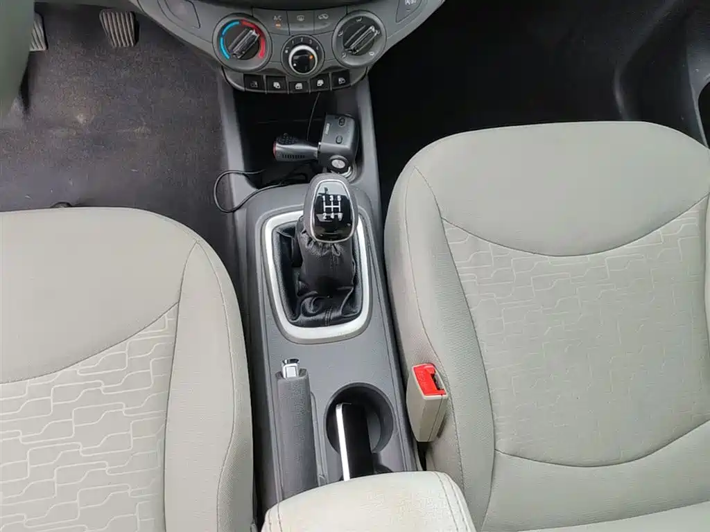 Chevrolet Sail 2015 — фото 14