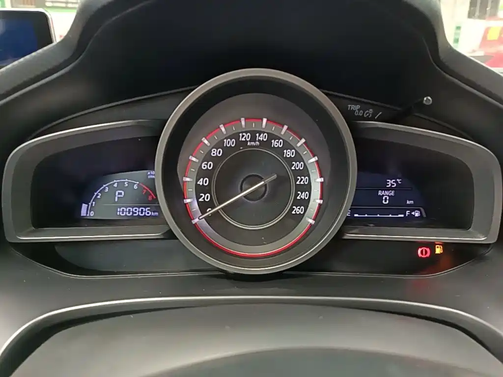 Mazda 3 Angkesela 2015 — фото 12