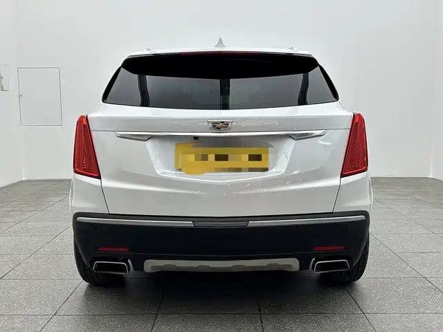 Cadillac XT5 2017 — фото 5
