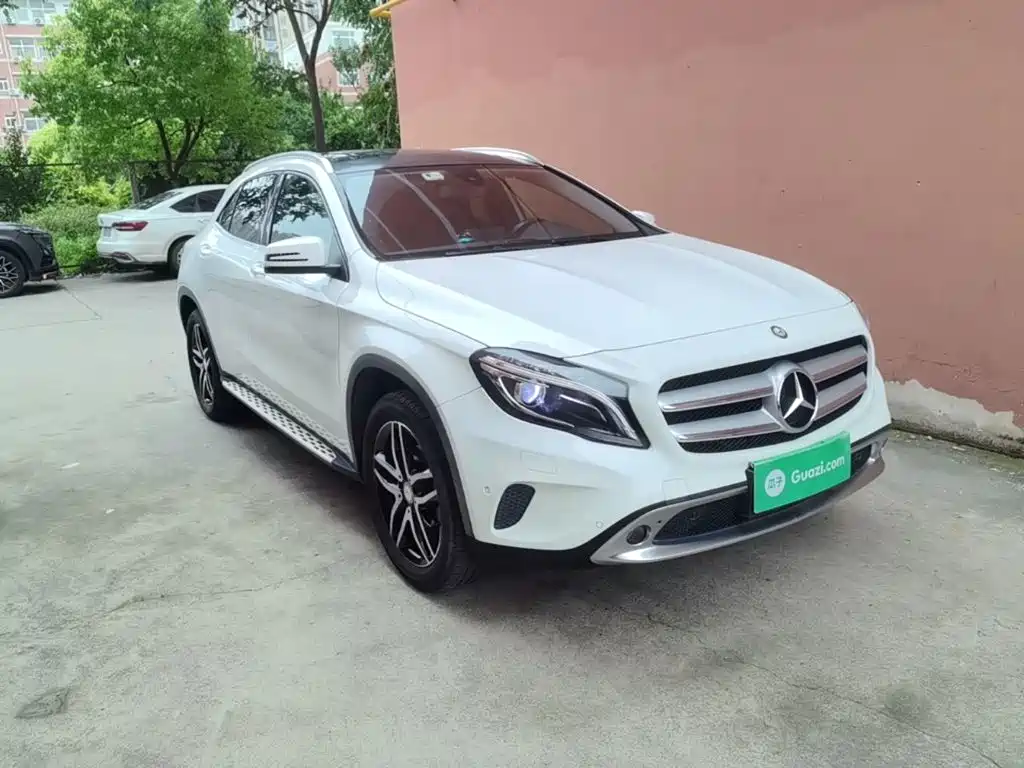 Mercedes-Benz GLA 2016