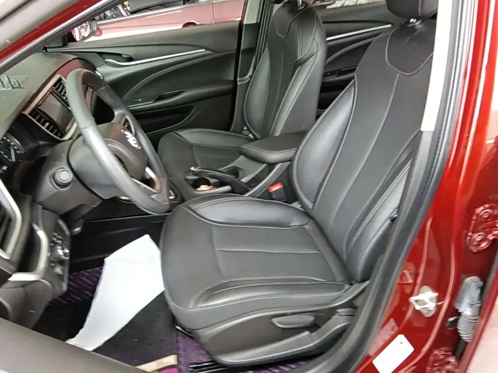 Buick Excelle 2022 — фото 15