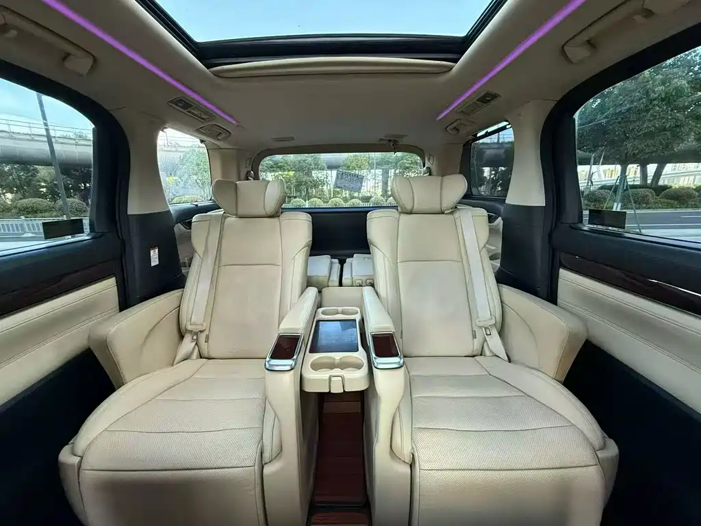 Toyota Alphard 2015 — фото 7