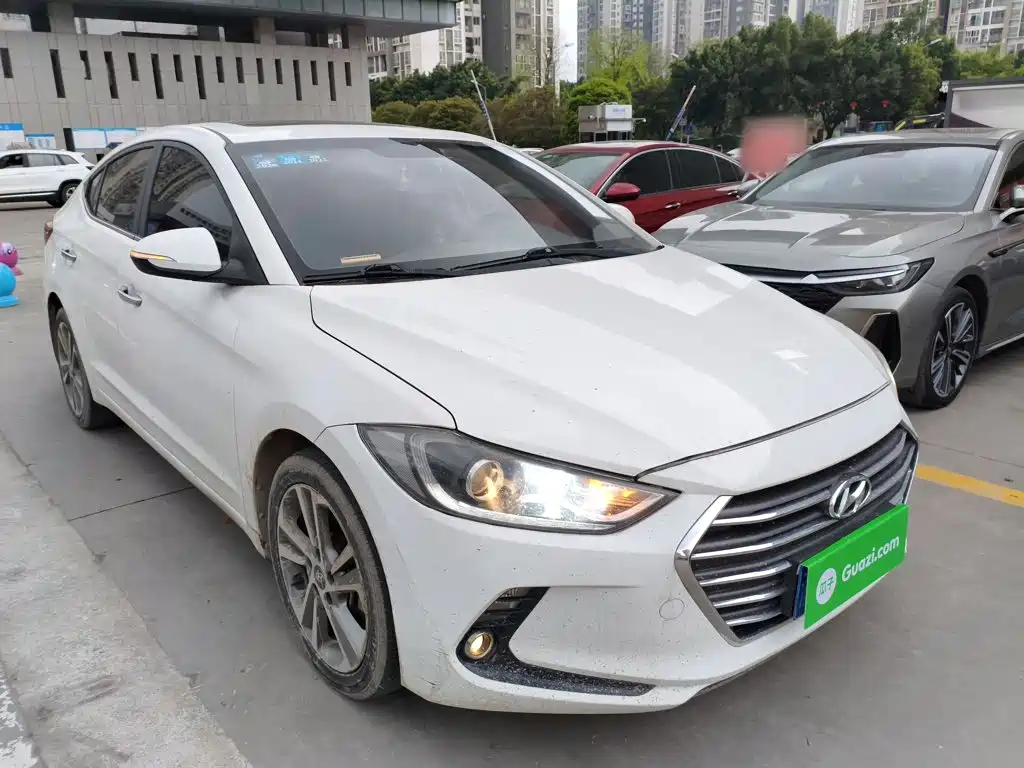 Hyundai Celesta 2018 — фото 4