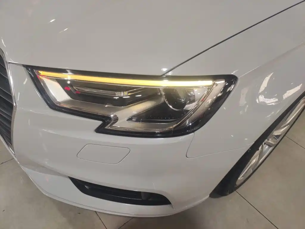 Audi A3 2018 — фото 18
