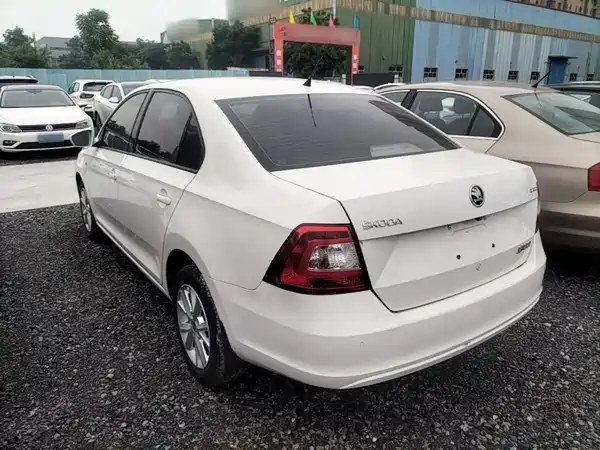 Skoda Rapid 2016