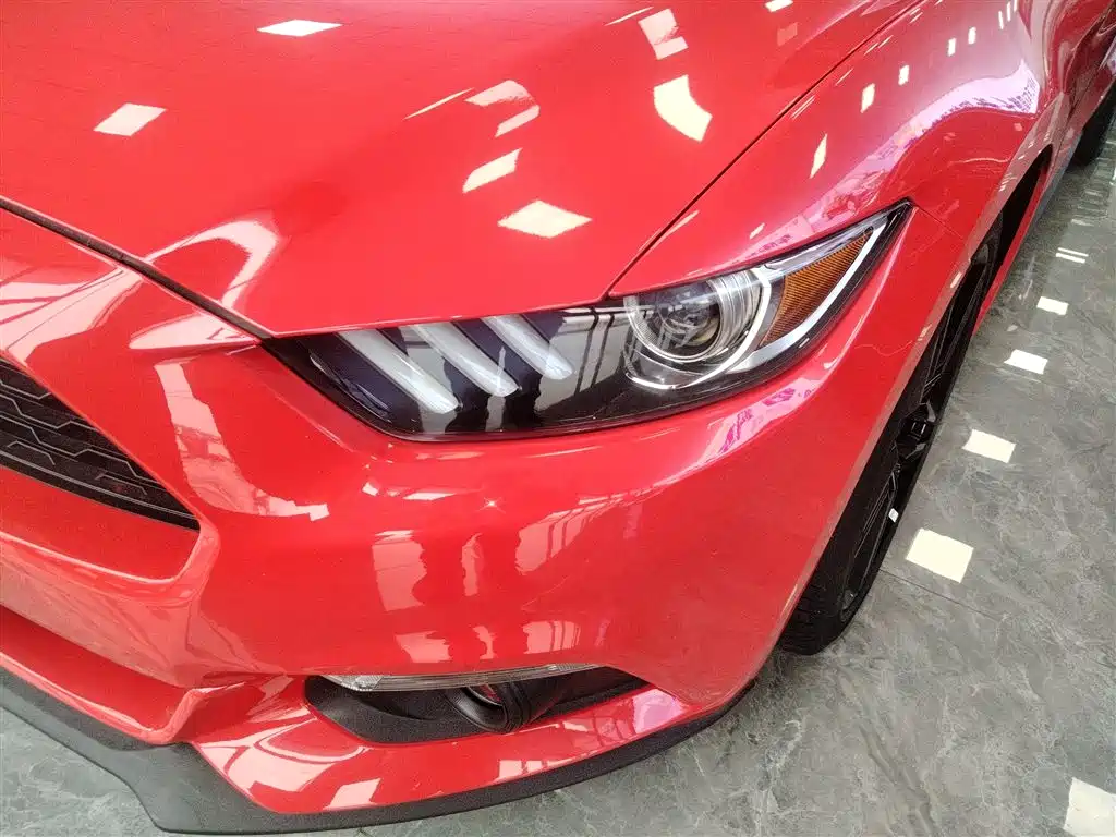 Ford Mustang 2017 — фото 15