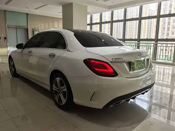 Mercedes-Benz C-Class 2020