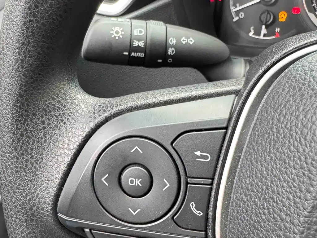 Toyota Corolla 2023 — фото 26