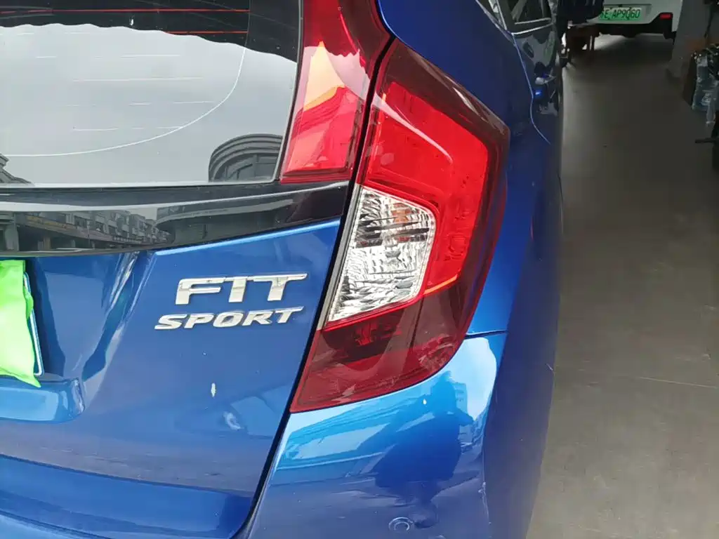 Honda Fit 2018 — фото 8