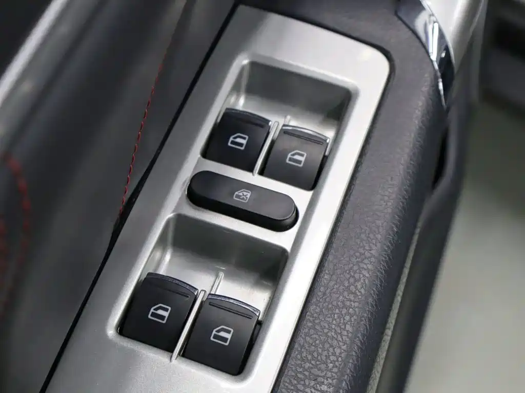 Haval M6 2020 — фото 14