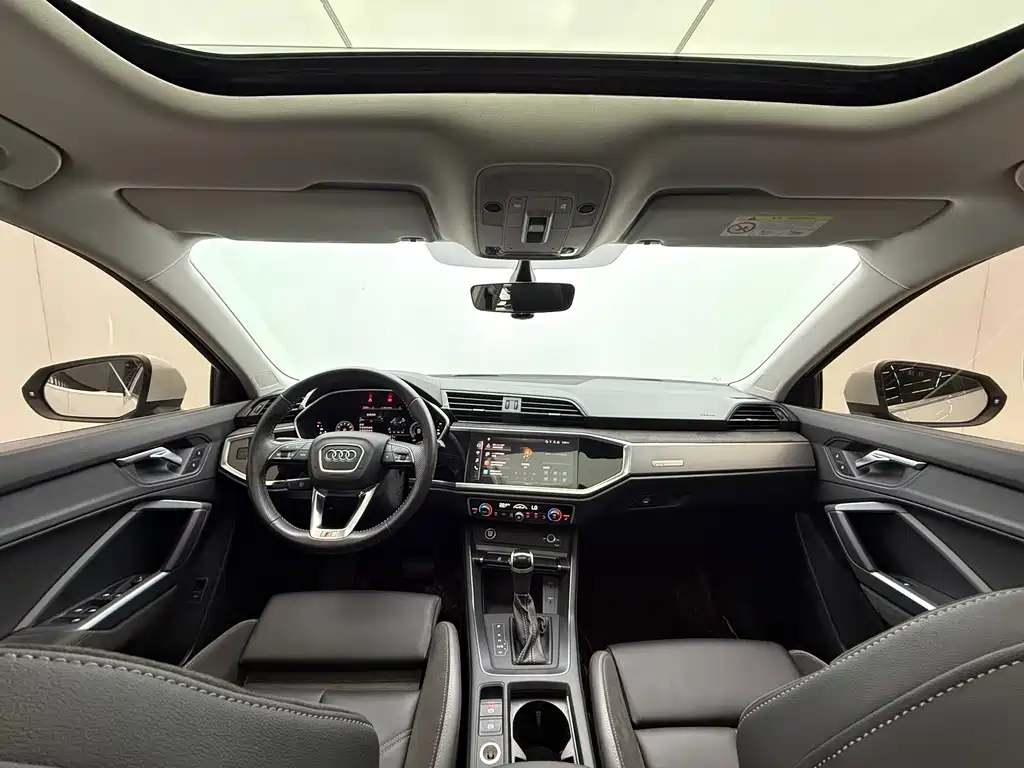 Audi Q3 Sportback 2021 — фото 9