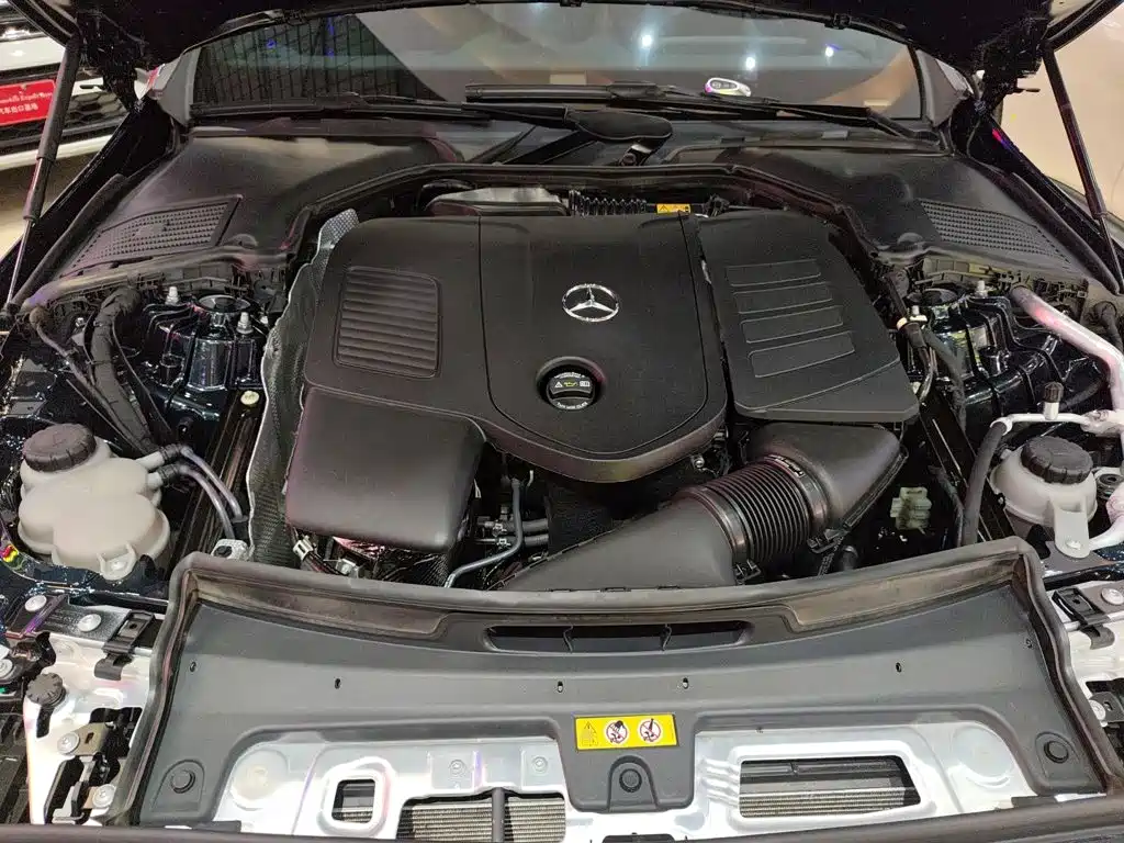 Mercedes-Benz C-Class 2023 — фото 16