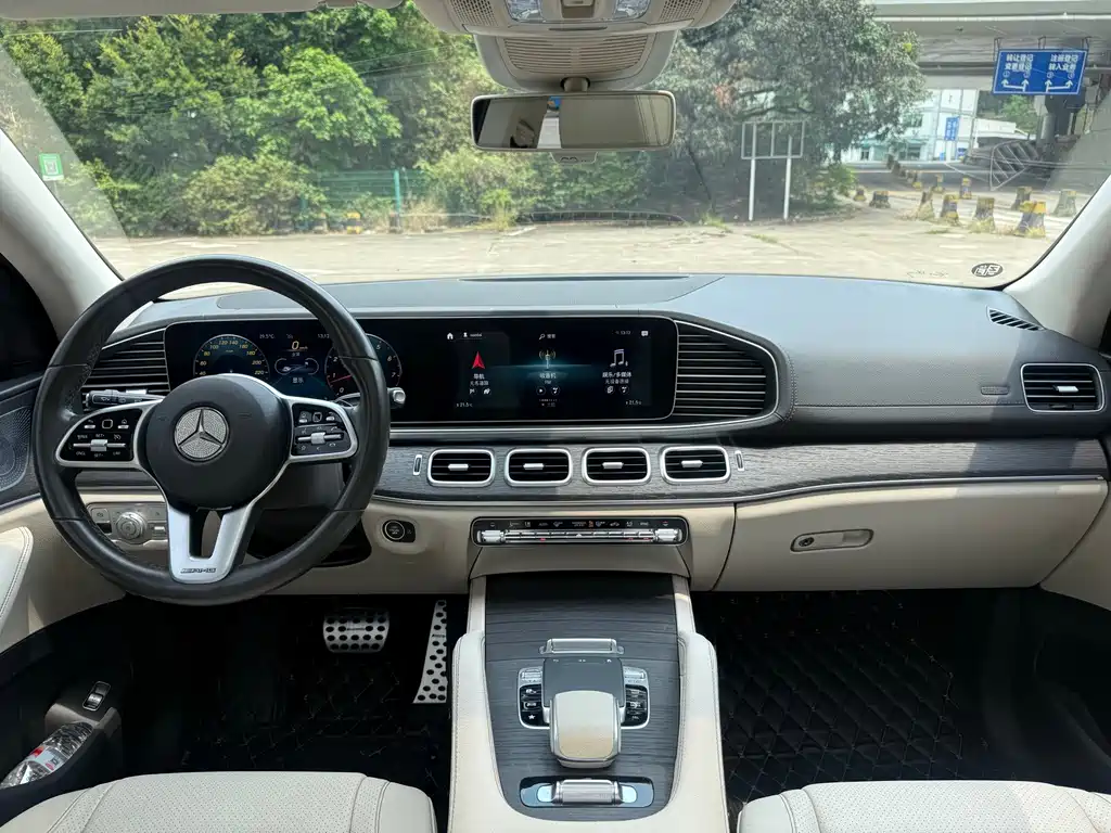 Mercedes-Benz GLE 2019 — фото 12
