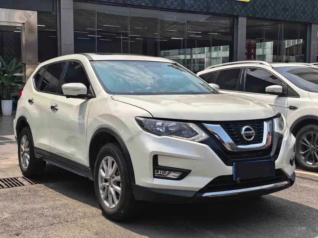 Nissan X-Trail 2018 — фото 3
