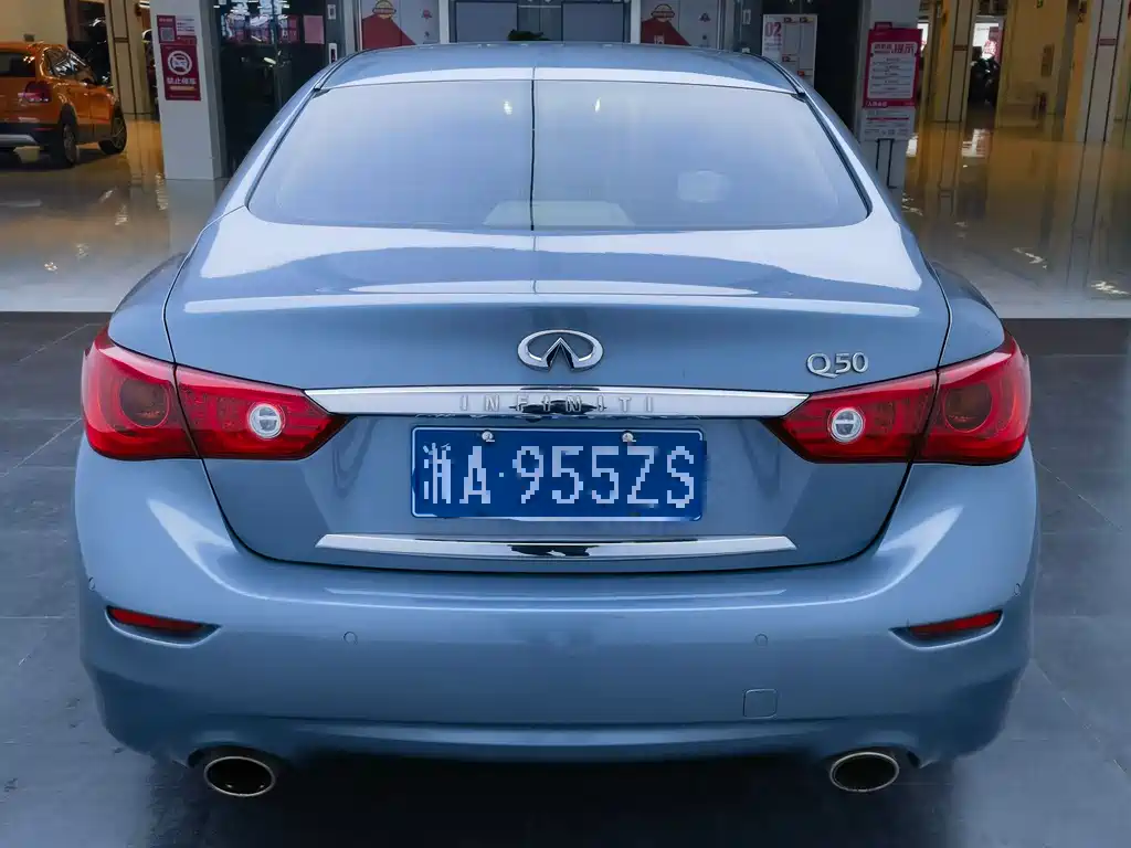 Infiniti Q50 2015 — фото 9