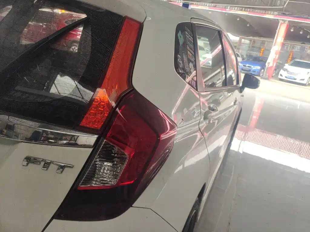 Honda Fit 2019 — фото 8
