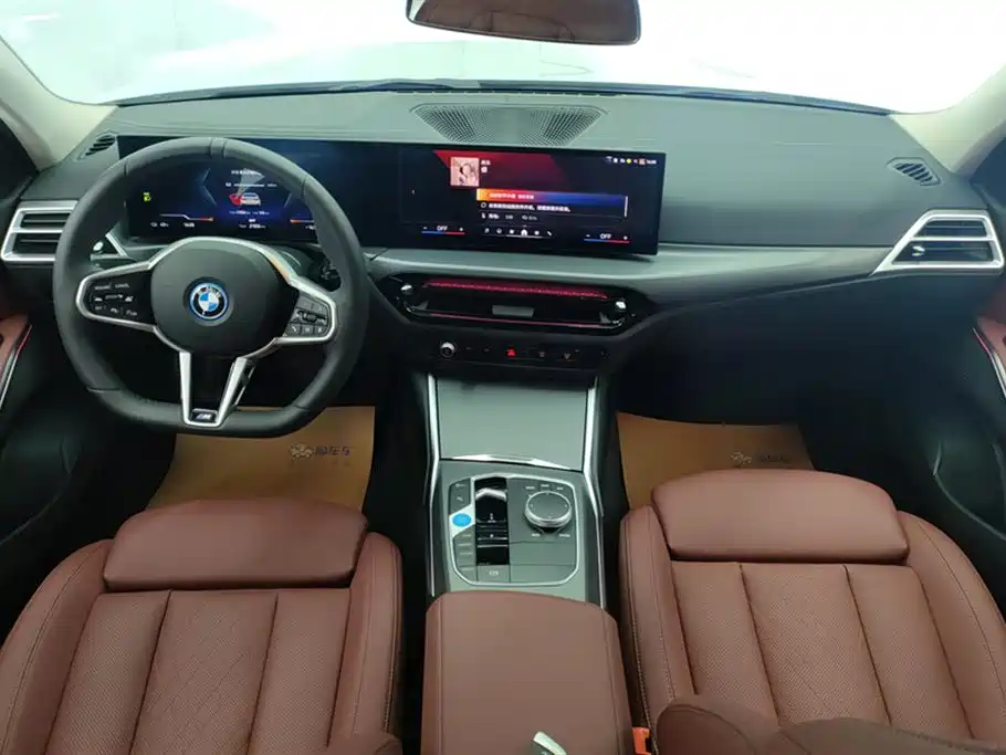 BMW i3 2025 — фото 12