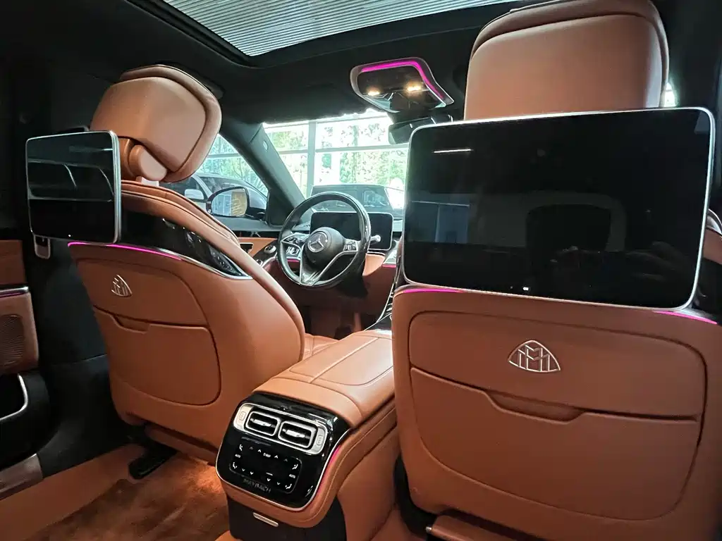 Mercedes-Benz Maybach S-Class 2023 — фото 13