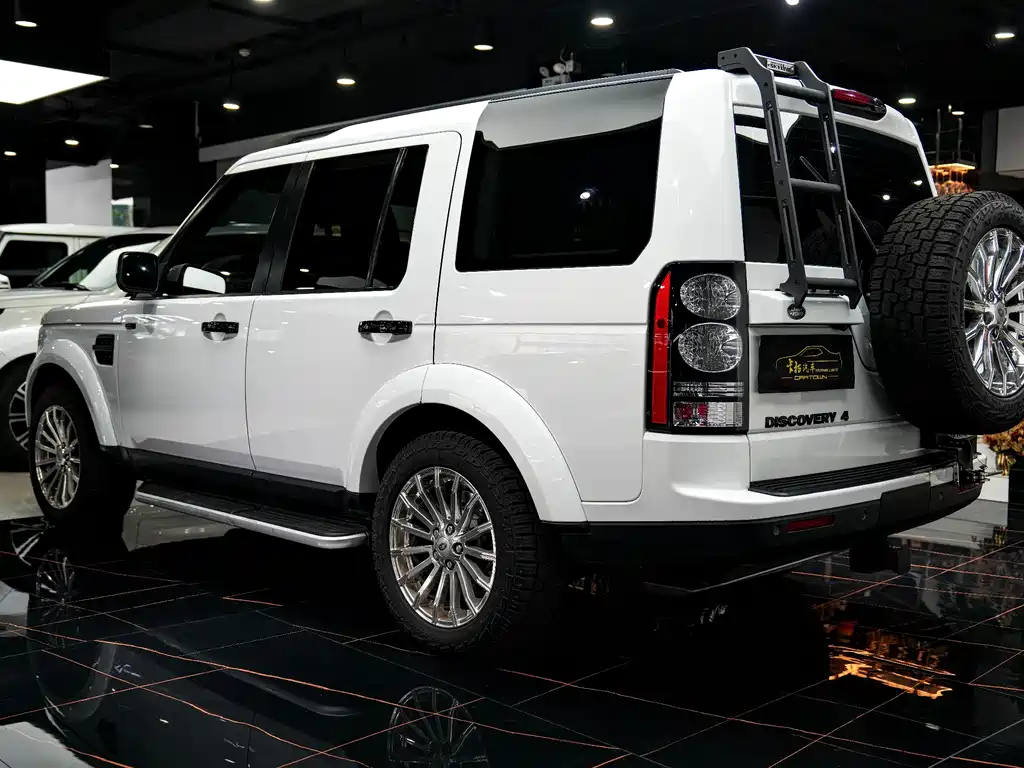 Land Rover Discovery 2012 — фото 9
