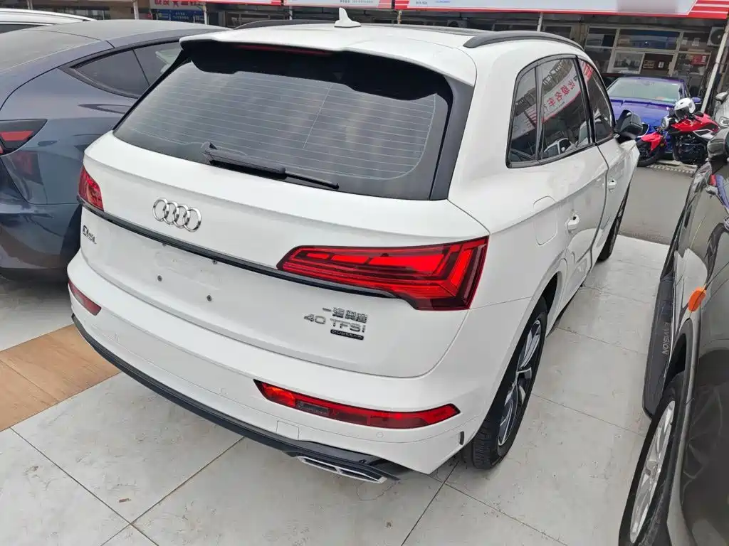 Audi Q5L 2023