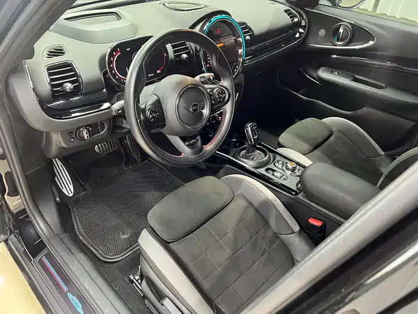 MINI JCW CLUBMAN 2021