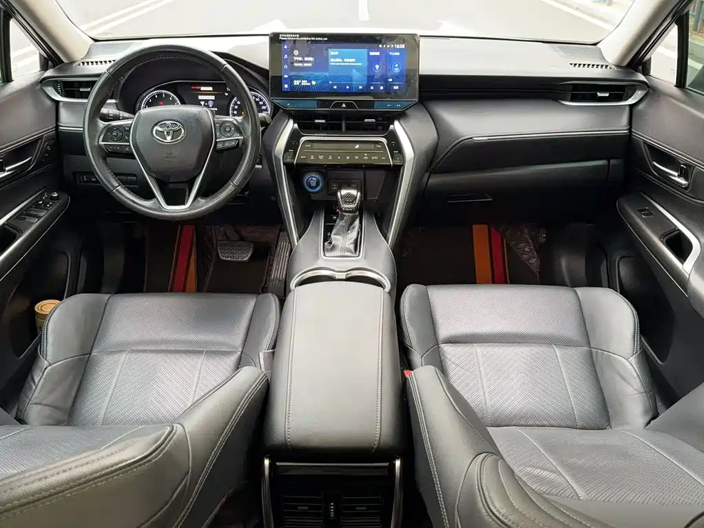 Toyota Harrier 2022