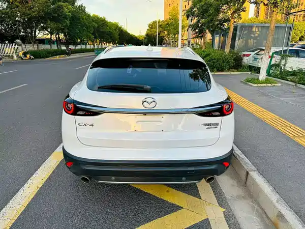 Mazda CX-4 2020