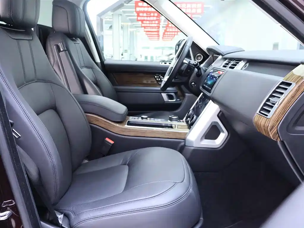 Land Rover Range Rover 2019 — фото 20