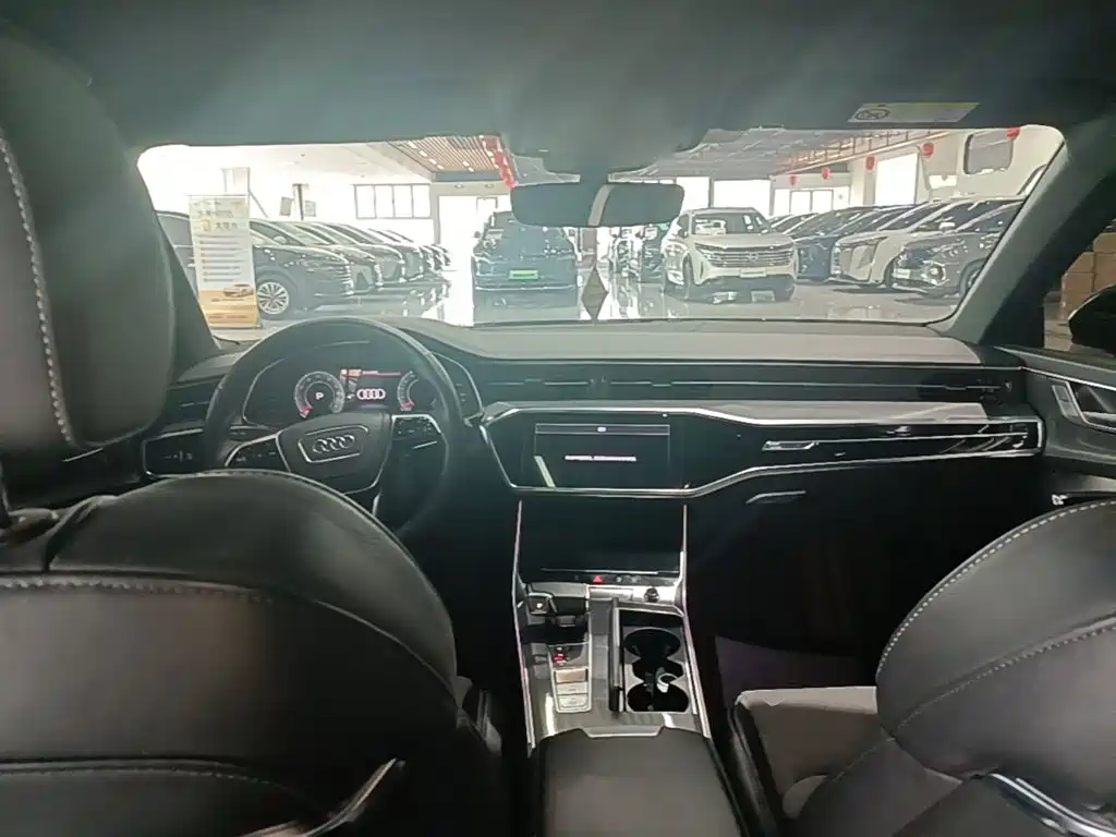 Audi A6L 2023