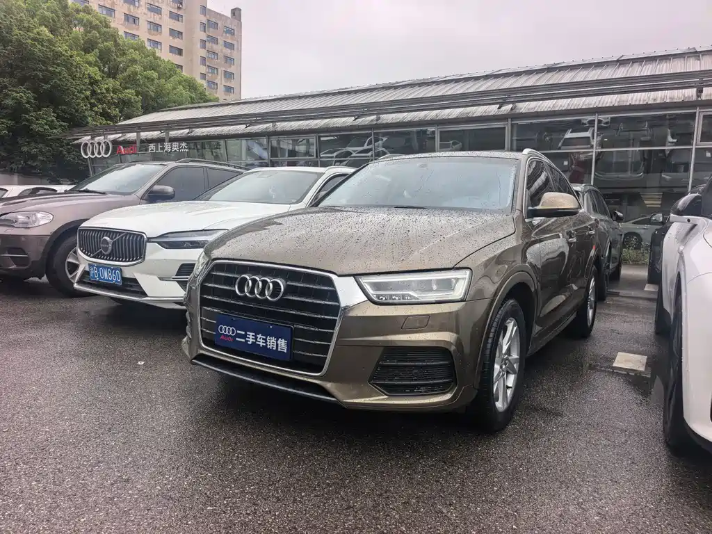Audi Q3 2018 — фото 1