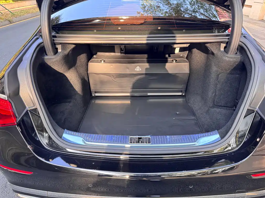 Mercedes-Benz S-Class 2023 — фото 12