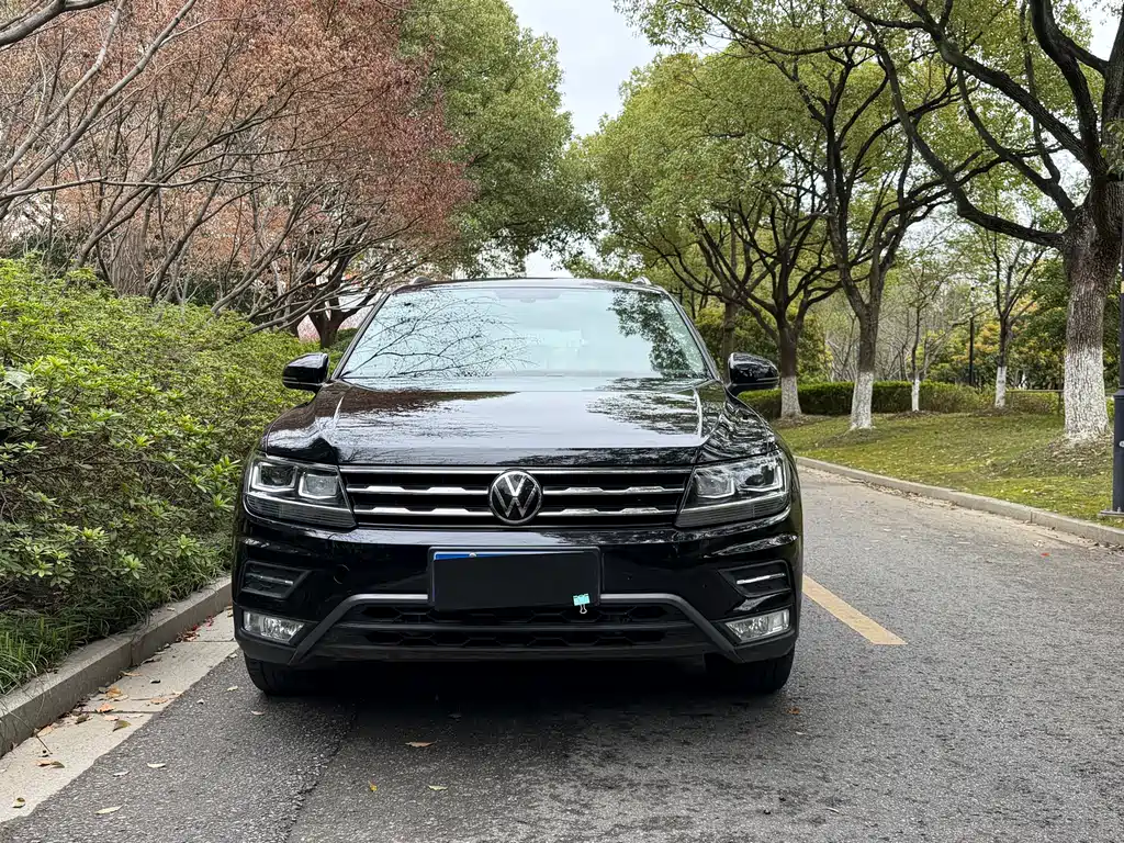 Volkswagen Tiguan L 2021 — фото 2