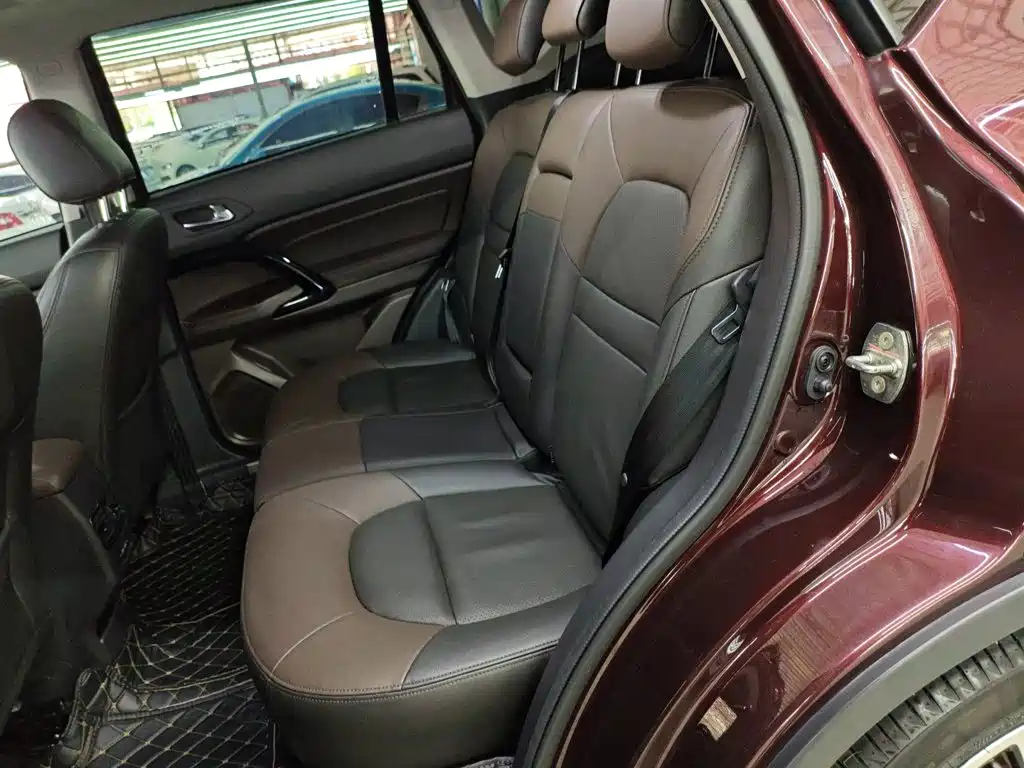 GAC Motor Trumpchi GS4 2018 — фото 17