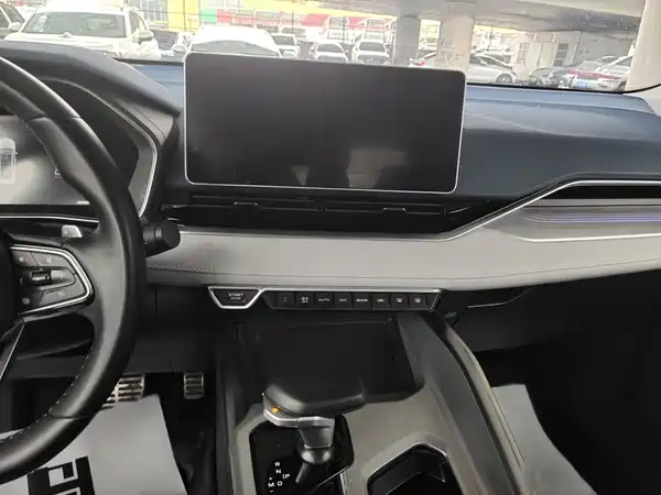 Geely Xingrui 2023