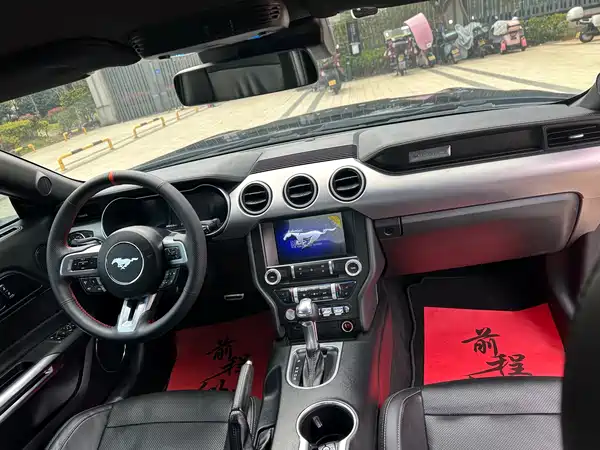 Ford Mustang 2019