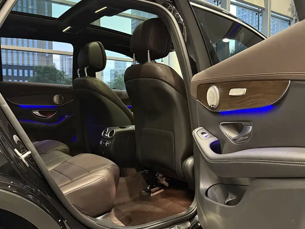 Mercedes-Benz GLC 2022 — фото 17