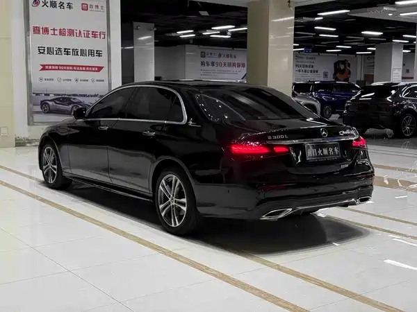 Mercedes-Benz E-Class 2022