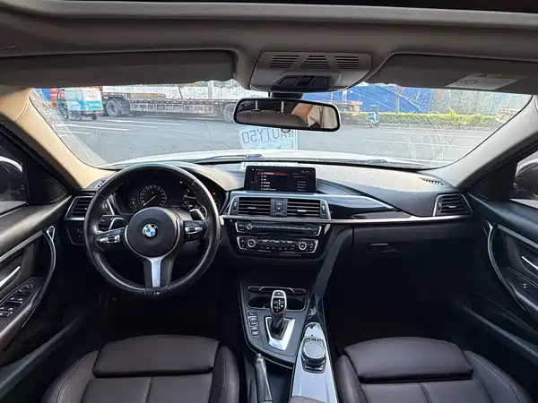 BMW 3 Series 2018