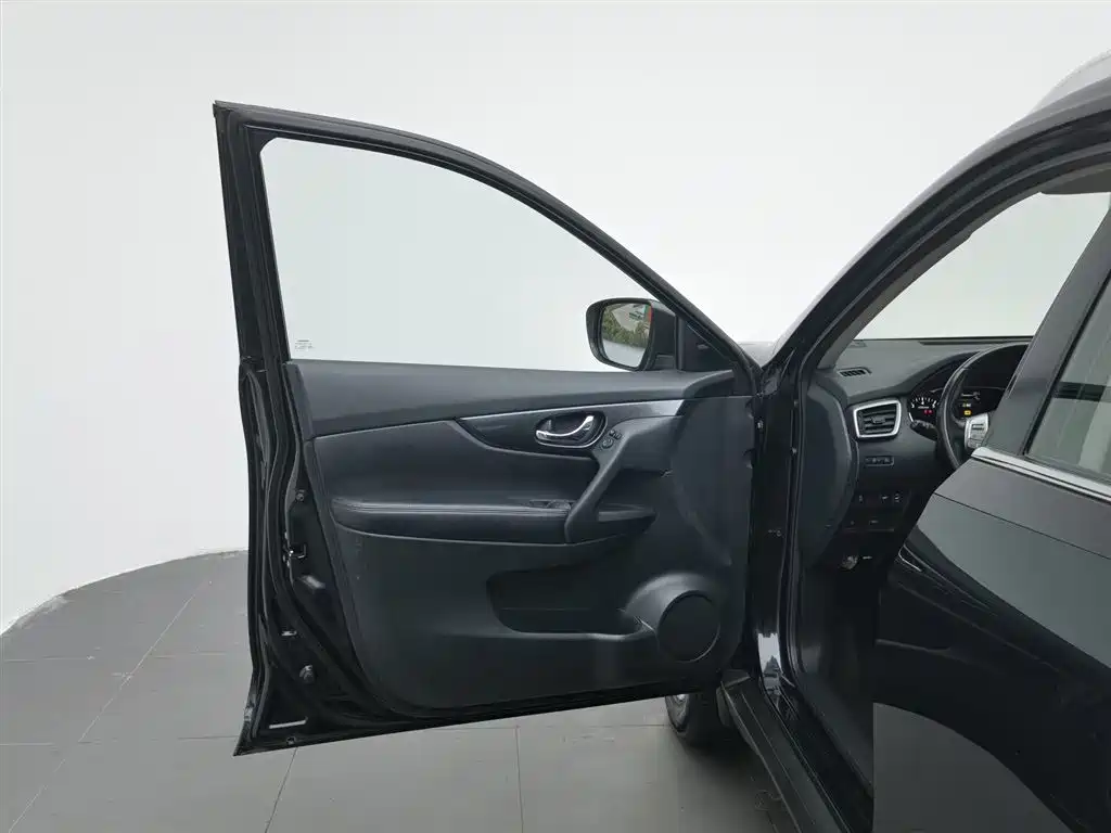 Nissan X-Trail 2015 — фото 8