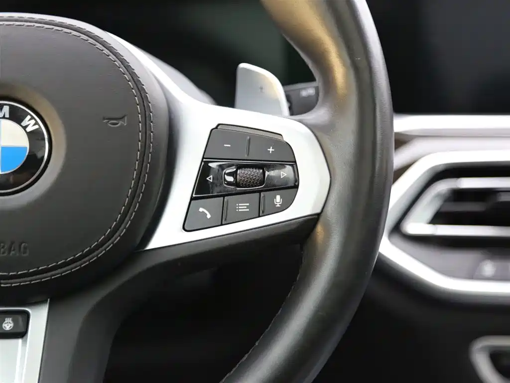 BMW X5 2018 — фото 16