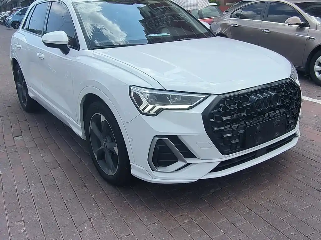 Audi Q3 2022