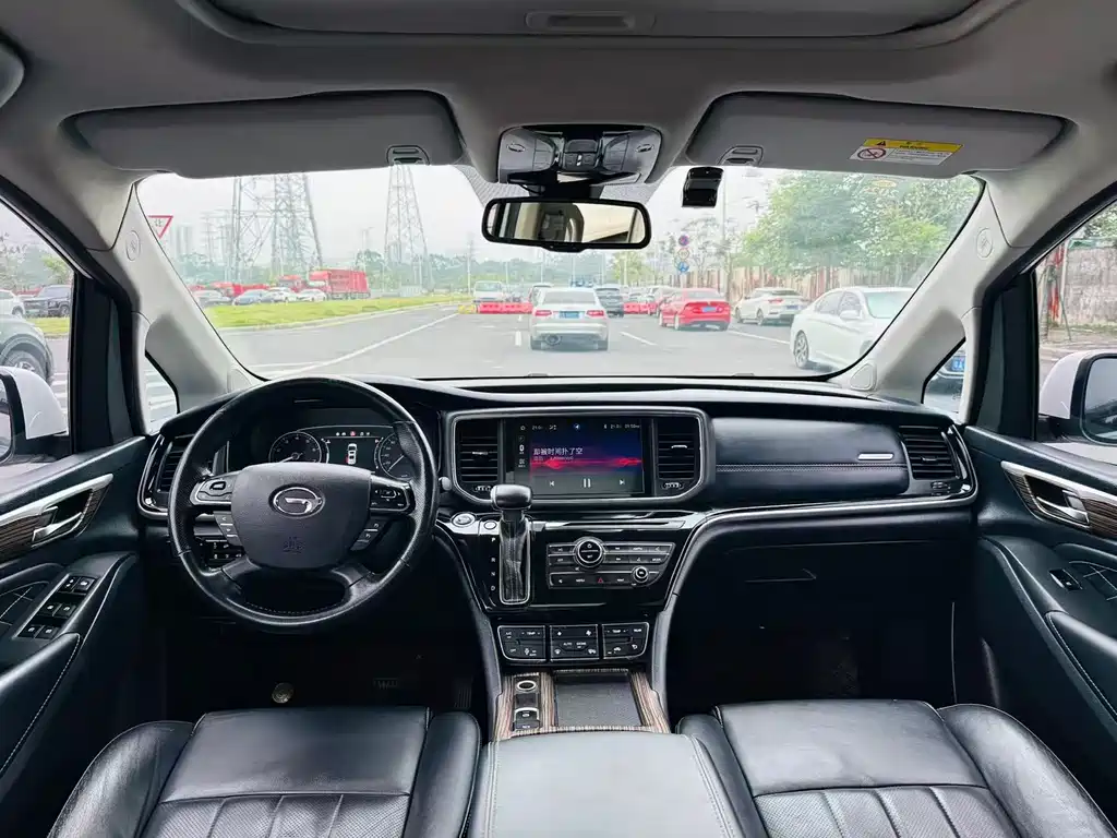 GAC Motor Trumpchi M8 2020 — фото 11