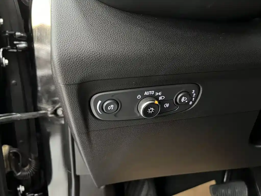 Buick Envision S 2021 — фото 12