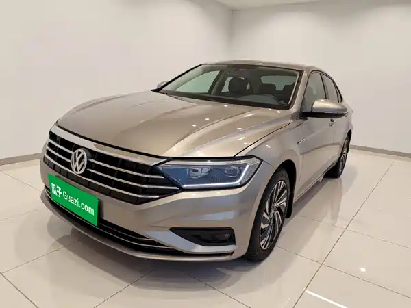 Volkswagen Sagitar 2022