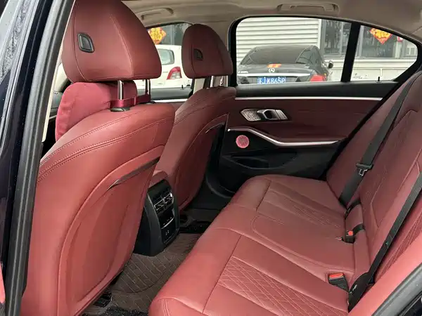 BMW 3 Series 2023