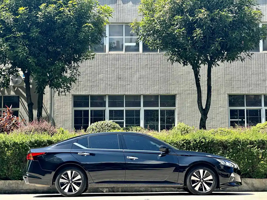 Nissan Teana 2021 — фото 3