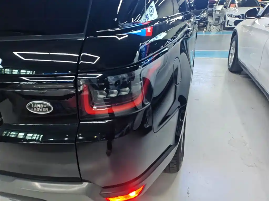 Land Rover Sport PHEV 2020 — фото 24