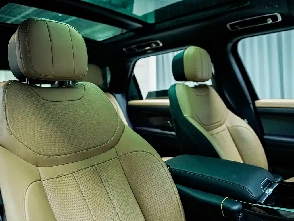 Land Rover Sport 2025 — фото 11